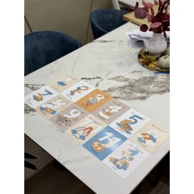 Ivy for Kids - mesevilág hónapkártya